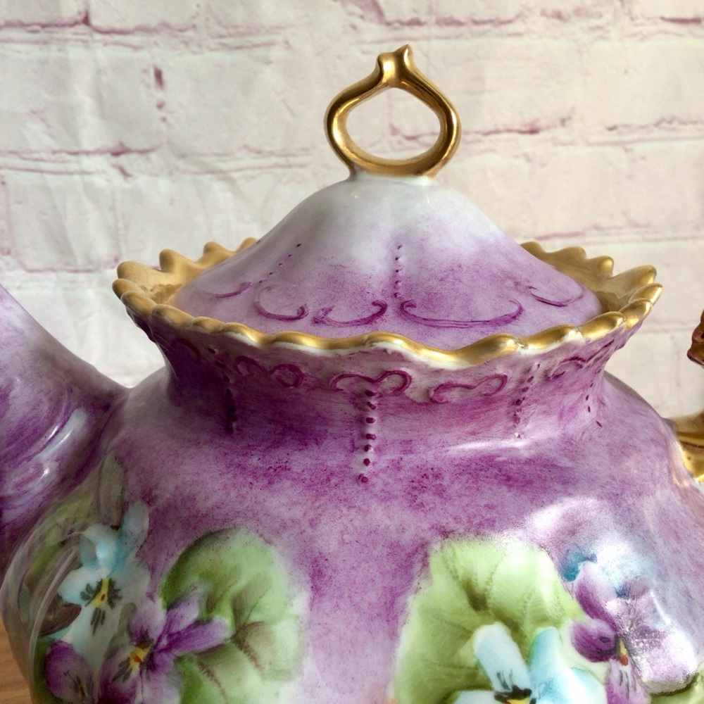 Vintage Signed Selb Bavaria Germany Purple and Blue Floral Footed Teapot - Picture 3 of 10